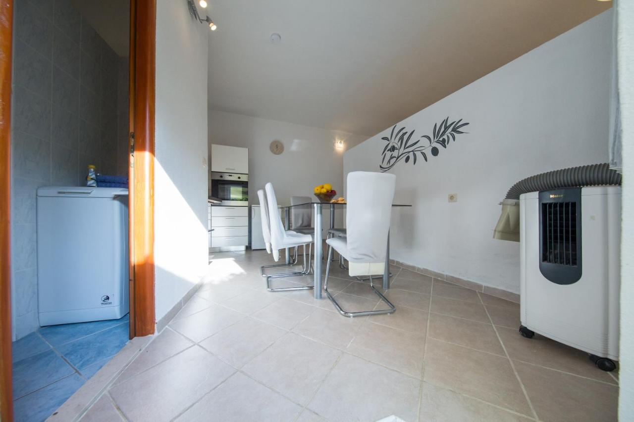 Strma Apartments Βις Εξωτερικό φωτογραφία