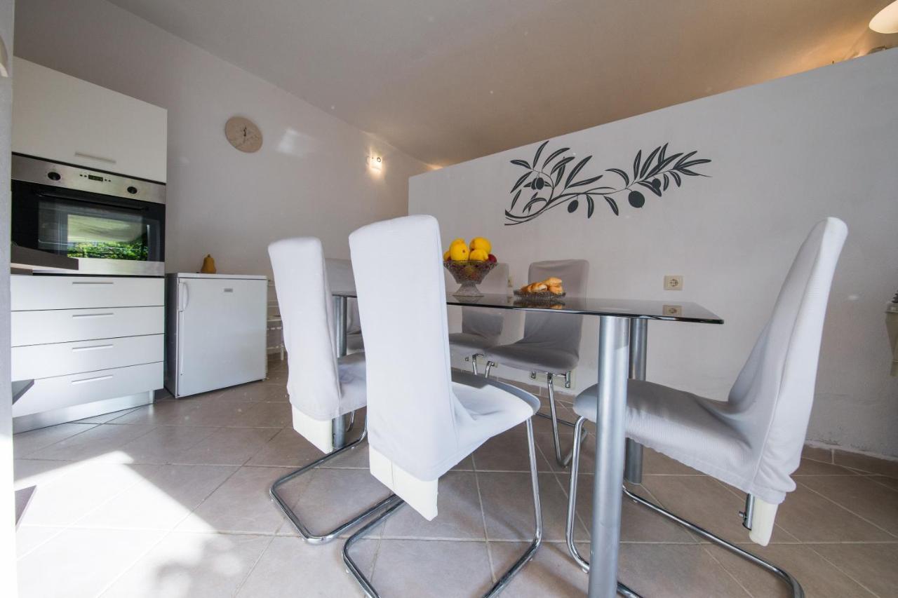 Strma Apartments Βις Εξωτερικό φωτογραφία