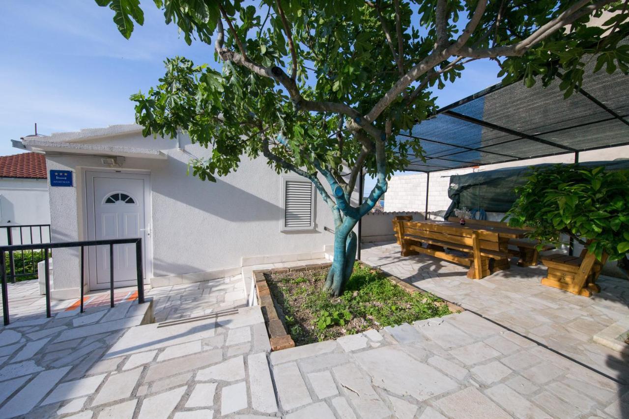 Strma Apartments Βις Εξωτερικό φωτογραφία