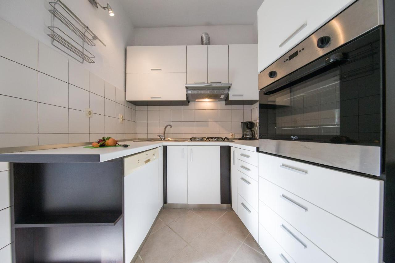 Strma Apartments Βις Εξωτερικό φωτογραφία