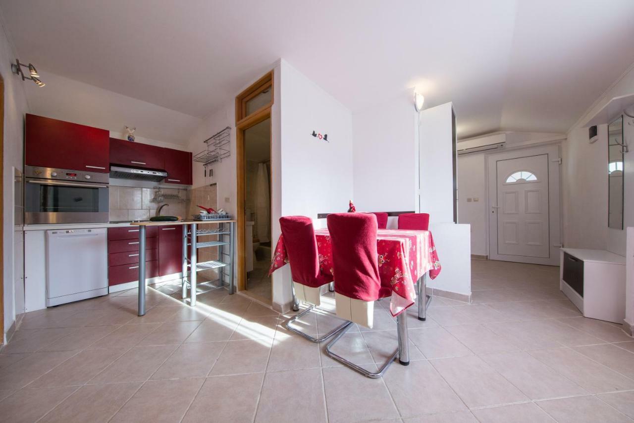 Strma Apartments Βις Εξωτερικό φωτογραφία