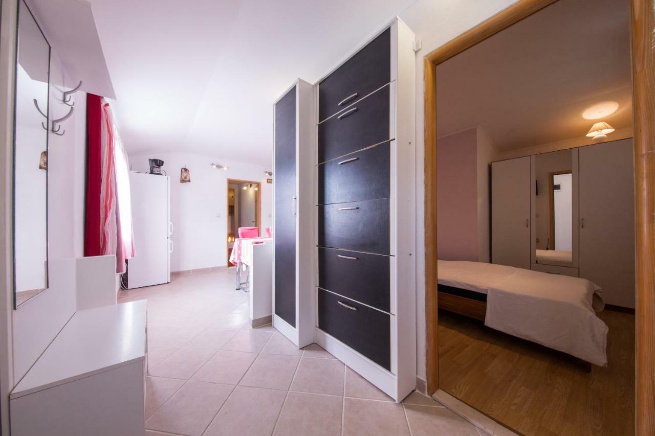 Strma Apartments Βις Εξωτερικό φωτογραφία